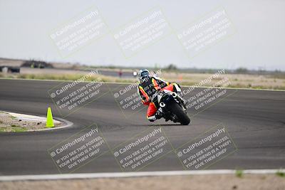media/Apr-18-2025-TrackDaz (Fri) [[45f5874c44]]/C Group/Session 2 (Turn 10)/